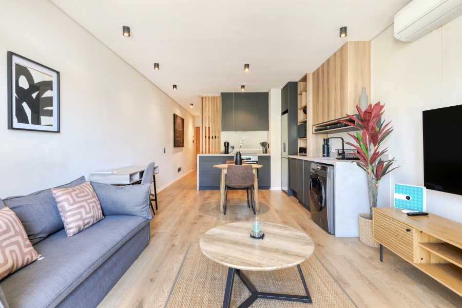 1 Bedroom Property for Sale in Green Point Western Cape